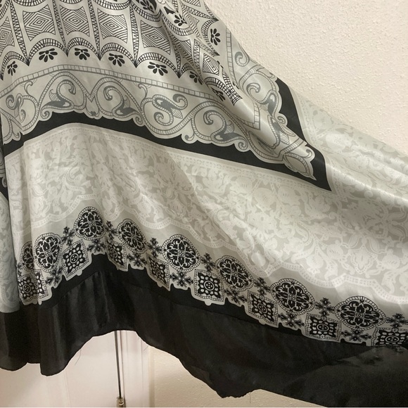 Signature by Sangria Black/Gray Dress Fit & Flare handkerchief hem sleeveless 8 - Picture 5 of 16